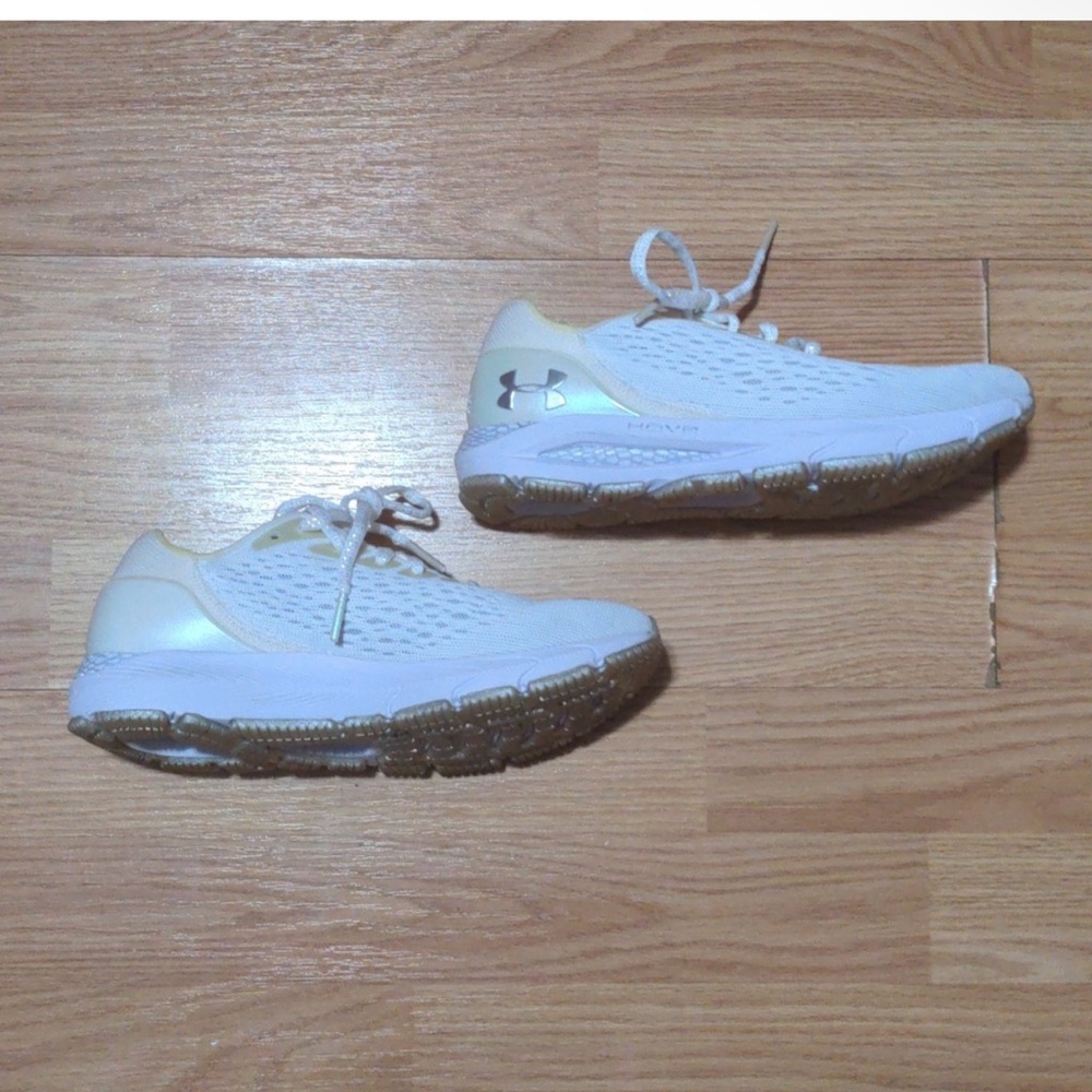 White under armor iridescent shoes